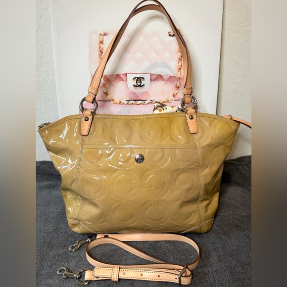Coach Signature Butterscotch Embossed Patent Leather Leah Tote No. H0873-13178P - Picture 3 of 10